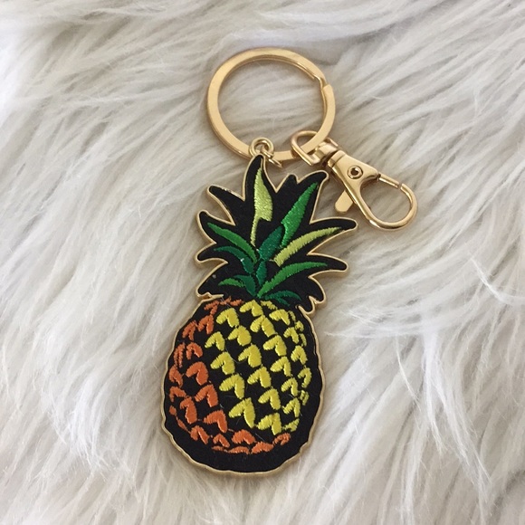 Pineapple patch keychain - Picture 2 of 5